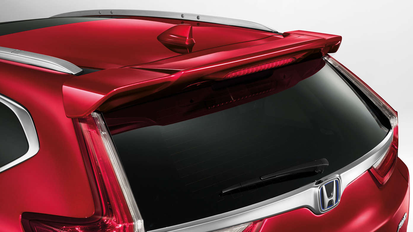 Gros plan sur le spoiler de hayon du Honda CR-V hybrid