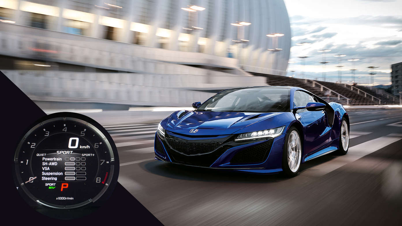 Vue de trois quarts avant de la Honda NSX, en ville.