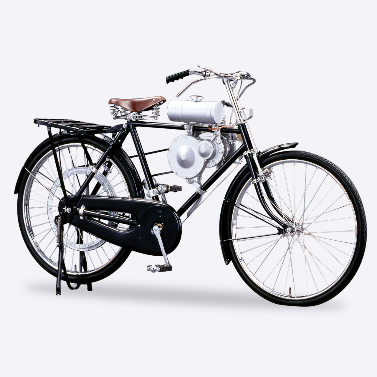 Vue de profil de la bicyclette Honda Type A avec générateur converti.