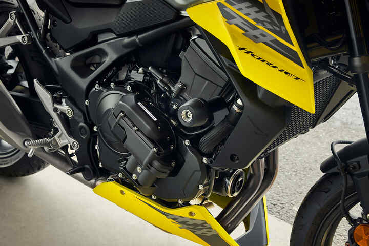 CB750 Hornet Honda est garantie jusqu'à 6 ans