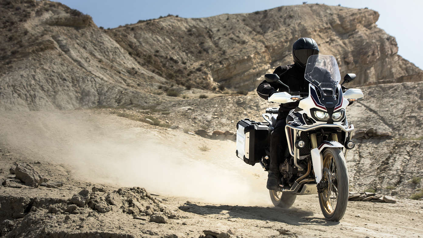 L'Africa Twin en action dans le désert