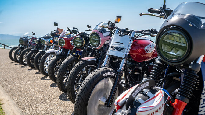 Préparations sur base de GB350S lors du festival Wheels & Waves 2025