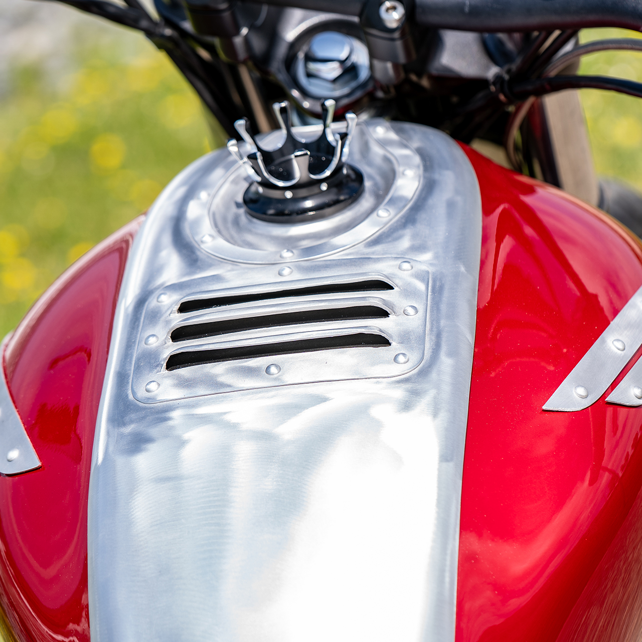 Gros plan sur la préparation GB350S "Silver Bullet".