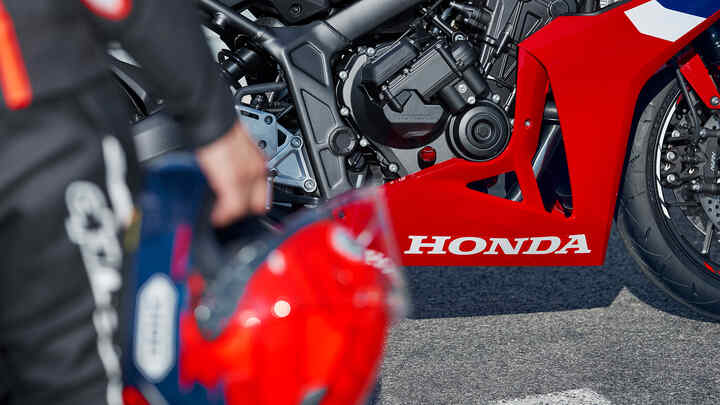 Assurez votre CBR650R Honda Assurance
