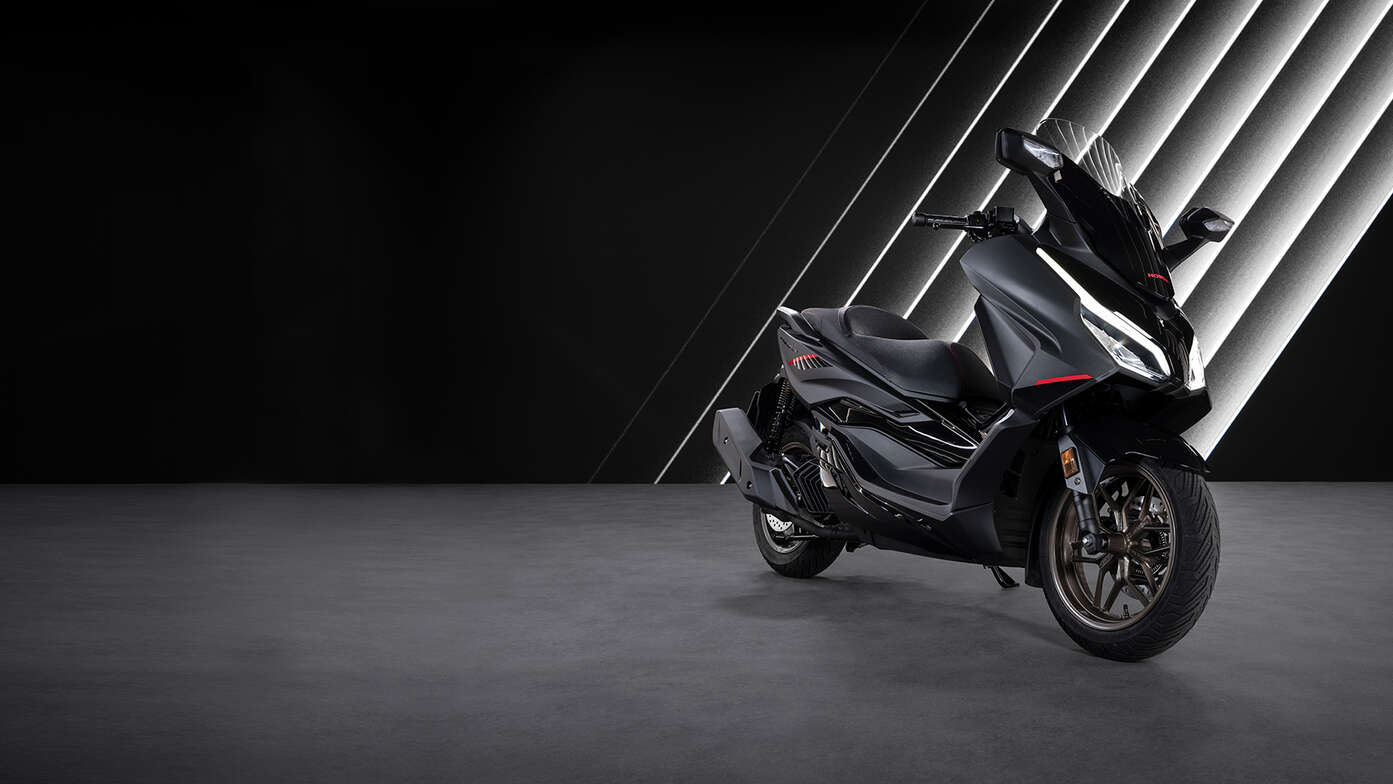 Forza 125 pour 95 € / mois