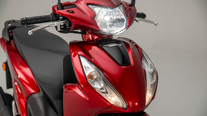 Scooter Honda Vision 110, ouvrir la voie