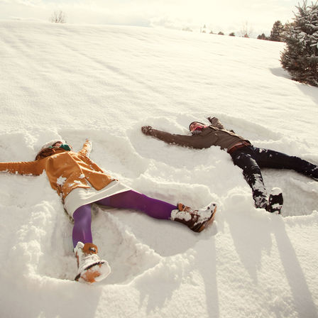 Modèles dans la neige