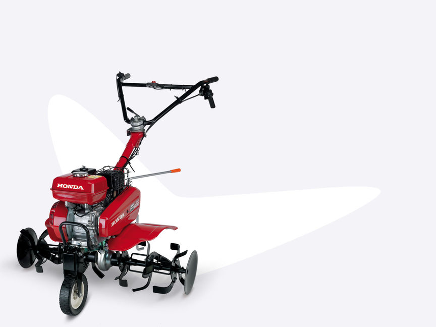 Deux motobineuses compactes Honda.